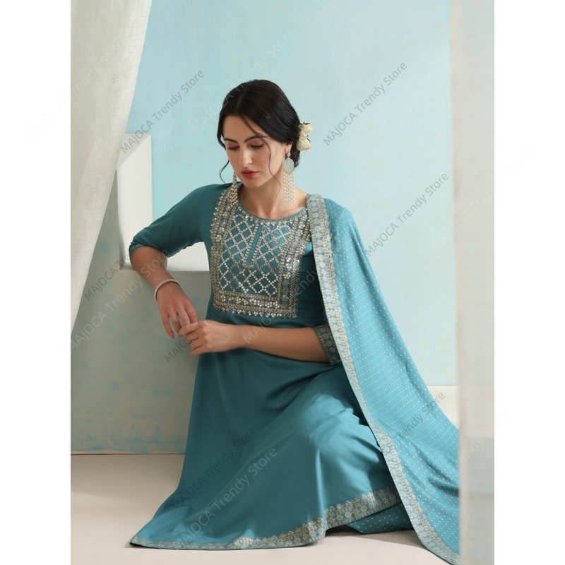 Pauwblauwe Indiase dames 3-del - Salwar Kameez Set recensie en prijs