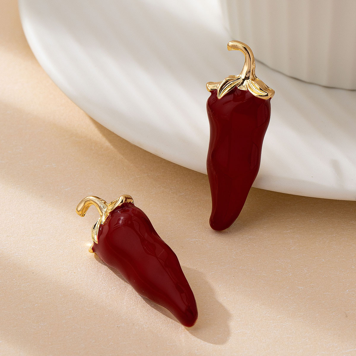 Eigenzinnige Chili Stud Oorbel - Ethnic Chic Fashion recensie en prijs